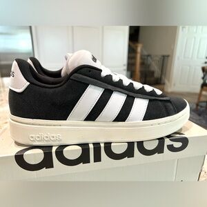 Adidas Grand Court Alpha 00s Cloudfoam Comfort Black and White Shoes